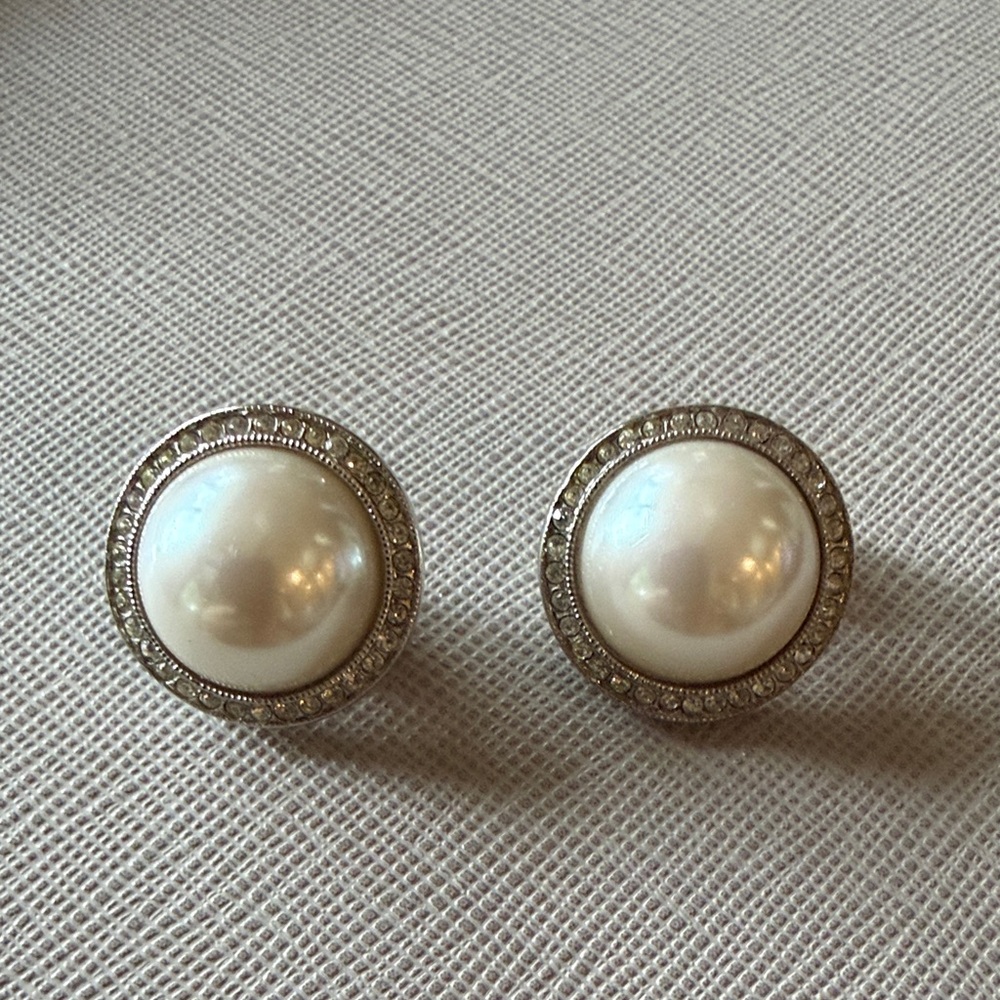 Vintage Elegant Pearl and Crystal Halo Button Clip On Earrings - White